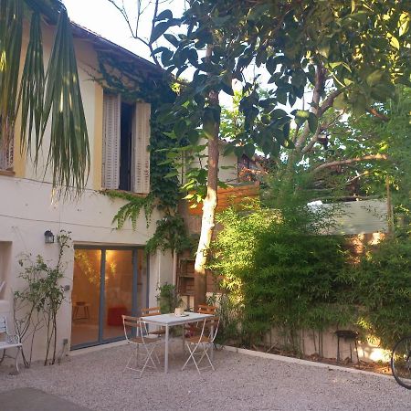 Le Nid Villa Avignone Esterno foto